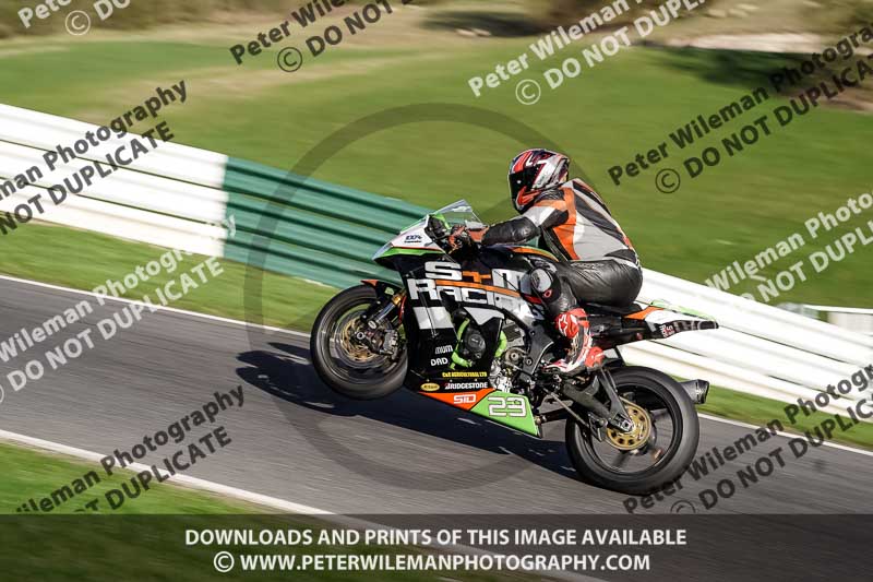 cadwell no limits trackday;cadwell park;cadwell park photographs;cadwell trackday photographs;enduro digital images;event digital images;eventdigitalimages;no limits trackdays;peter wileman photography;racing digital images;trackday digital images;trackday photos